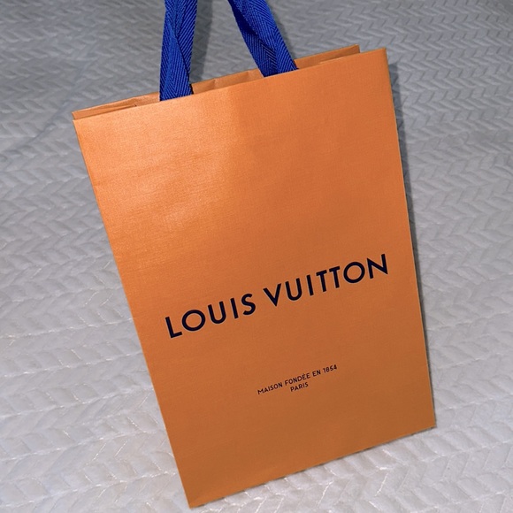 Louis Vuitton Paper Gift Bag - Picture 2 of 3